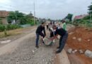 Sinergi Swasta Dan Masyarakat, Gotong Royong Perbaiki Jalan Di Tulang Bawang Udik Dan Tumijajar